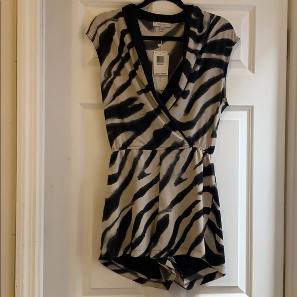 Zebra print romper - Picture 1 of 2